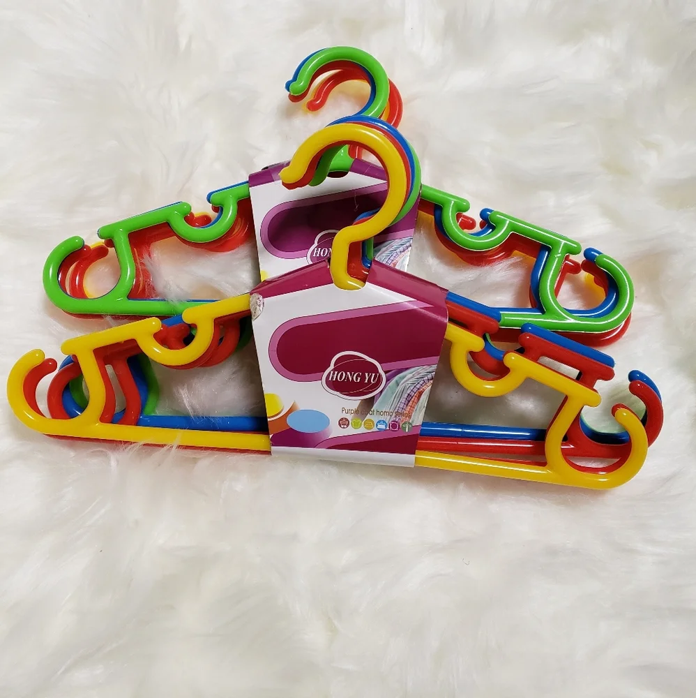 2 Pairs Of Toddler Baby Clothes Plastic Hangers